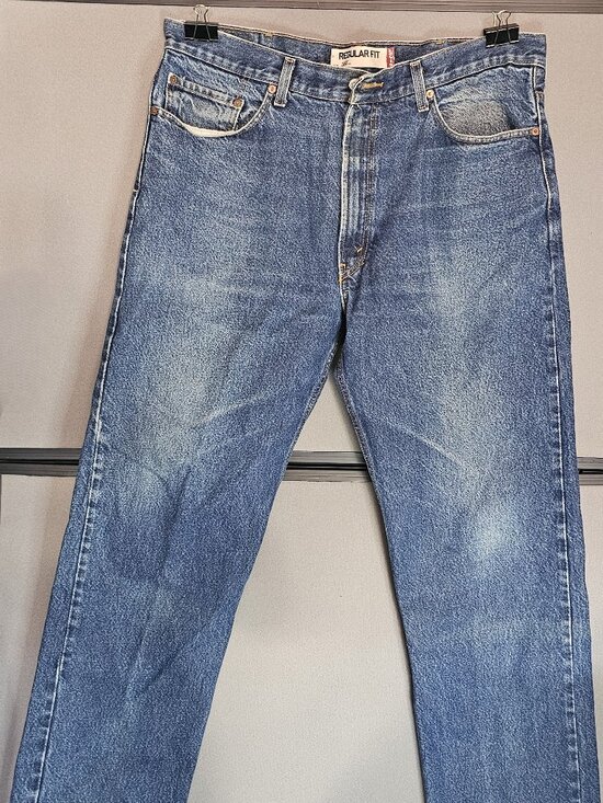 Levi's Other - Levi's 505 Regular Fit Jean for Men, Size 38 x 32 inch - Medium Stonewash